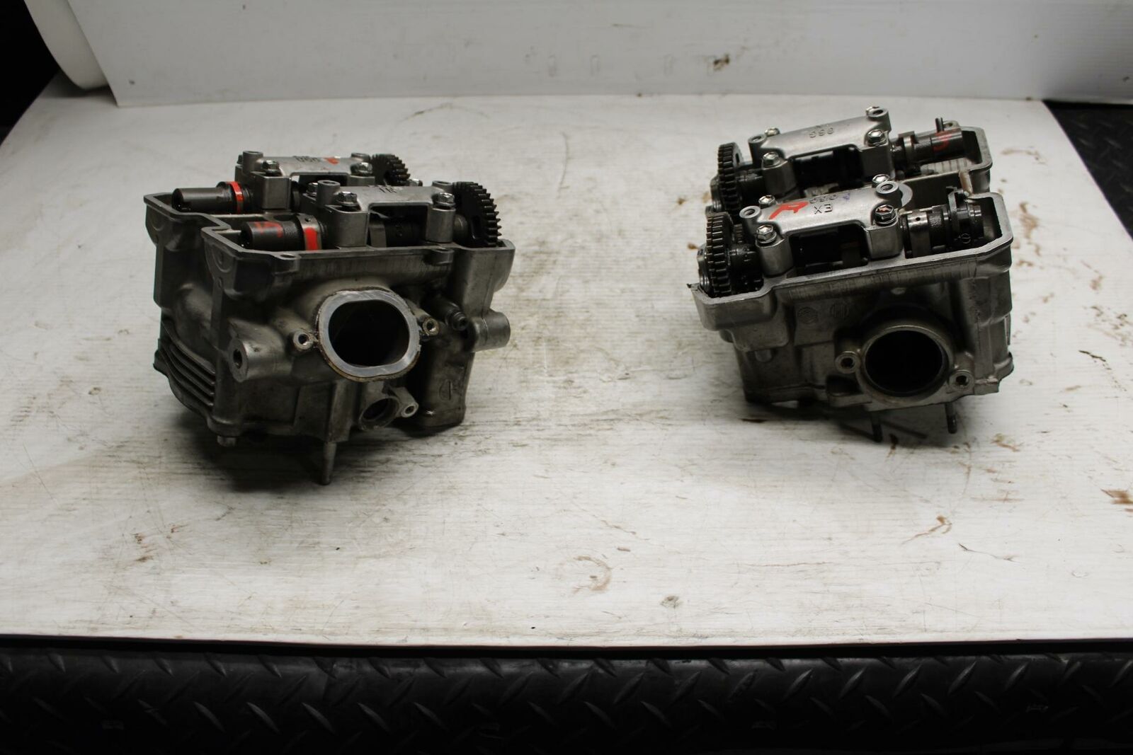 03-05 SUZUKI SV1000 ENGINE TOP END CYLINDER HEAD FRONT REAR BB296