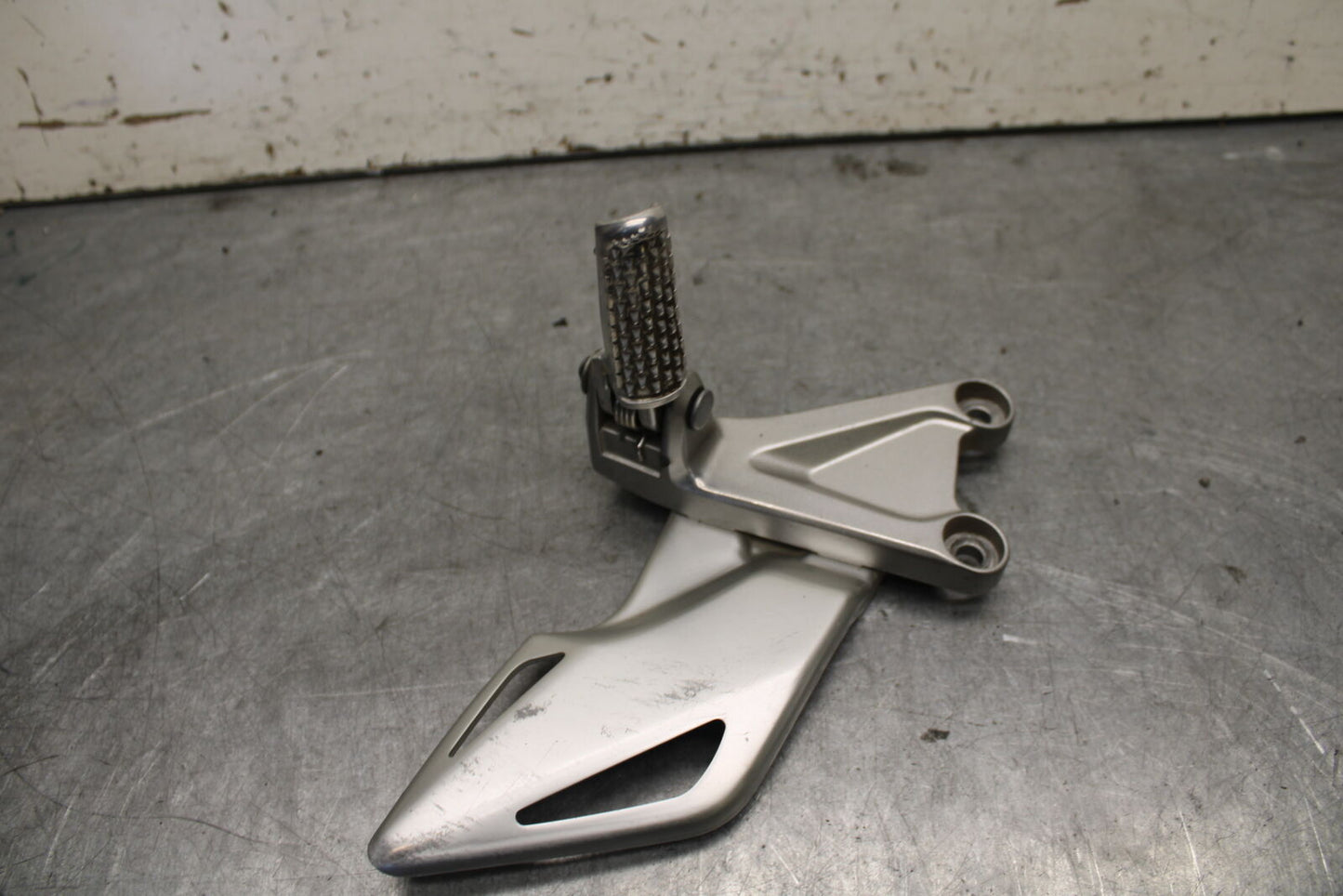 17-21 HONDA CBR1000RR SP LEFT REARSET REAR SET DRIVER FOOT PEG REST STOP BB681