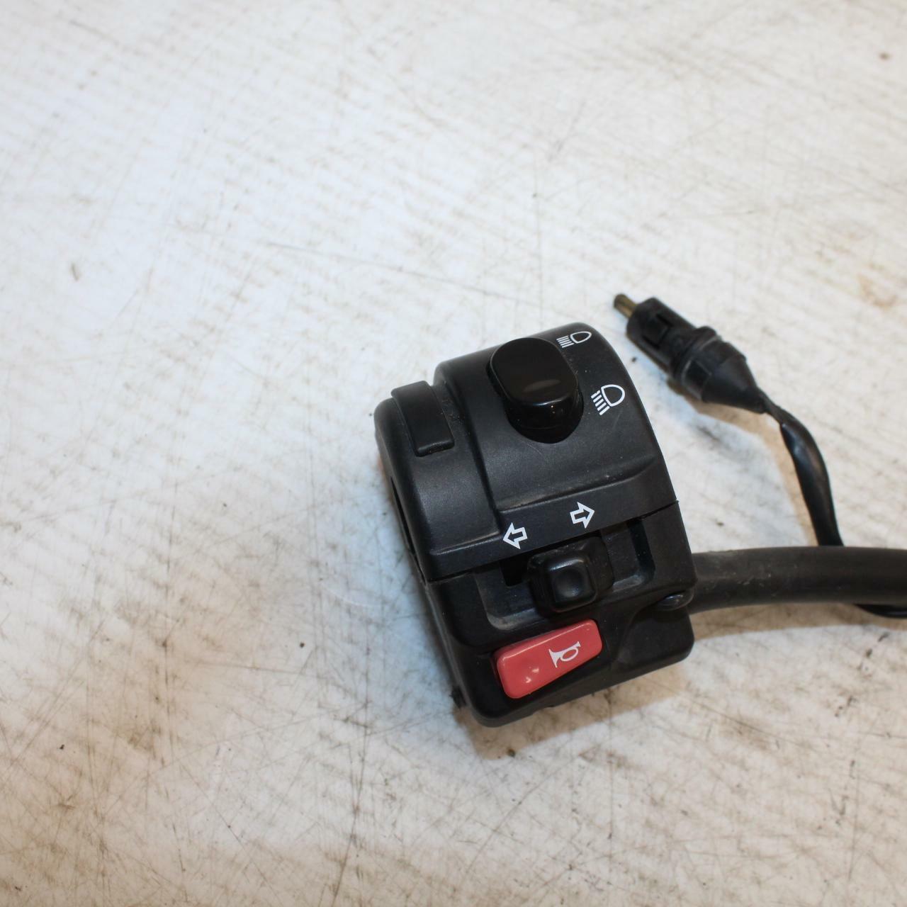 08-11 TRIUMPH SPEED TRIPLE LEFT CLIP ON HANDLE HORN SIGNALS SWITCH BB366
