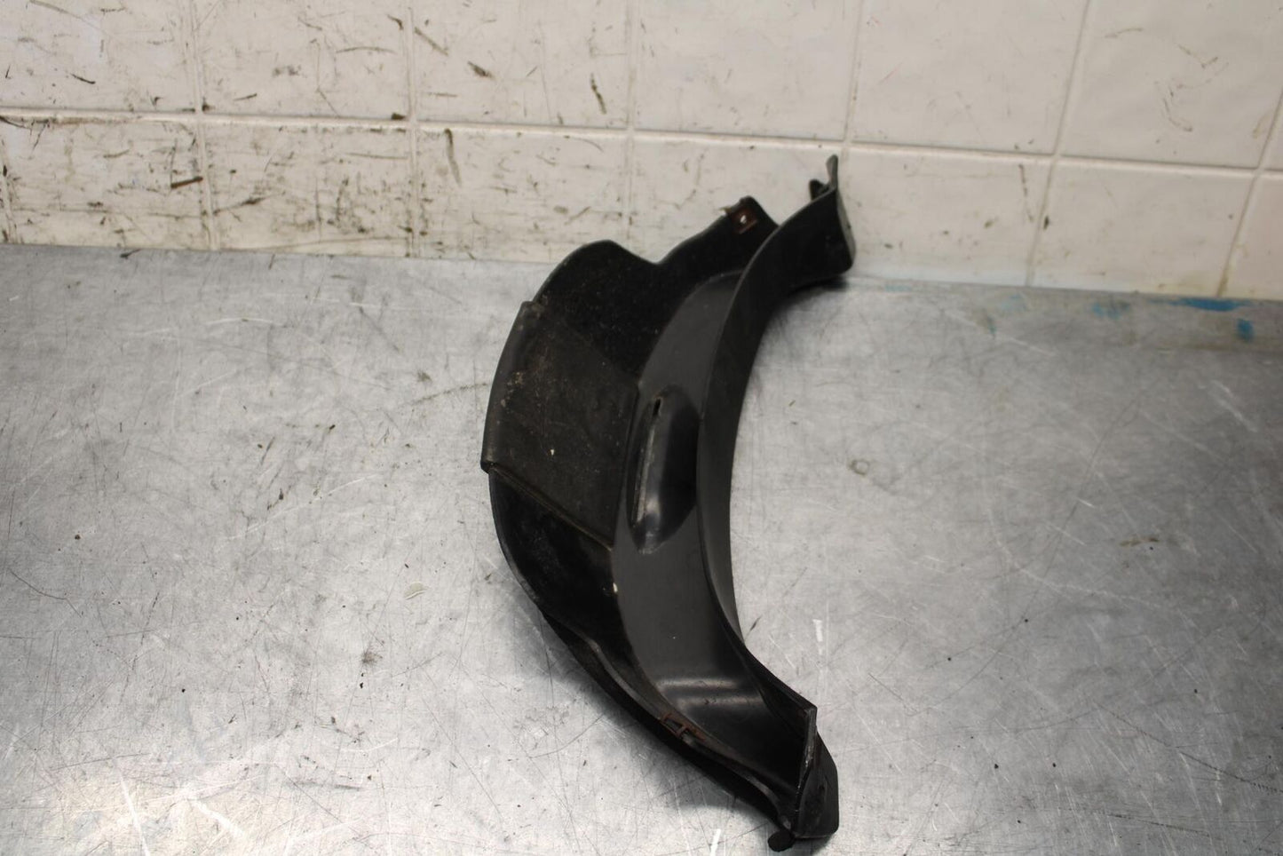 1997 Suzuki Bandit 1200 GSF1200S FRONT WINDSHIELD COWL GUARD COVER BB559