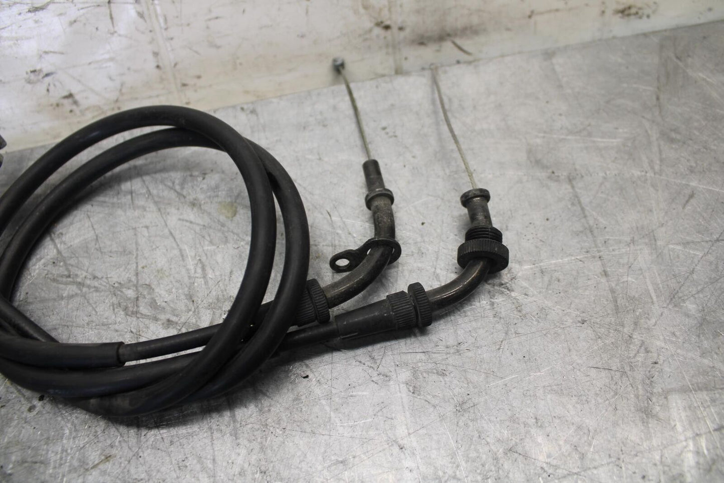 1998 Suzuki TL1000S THROTTLE CABLES LINES BB508