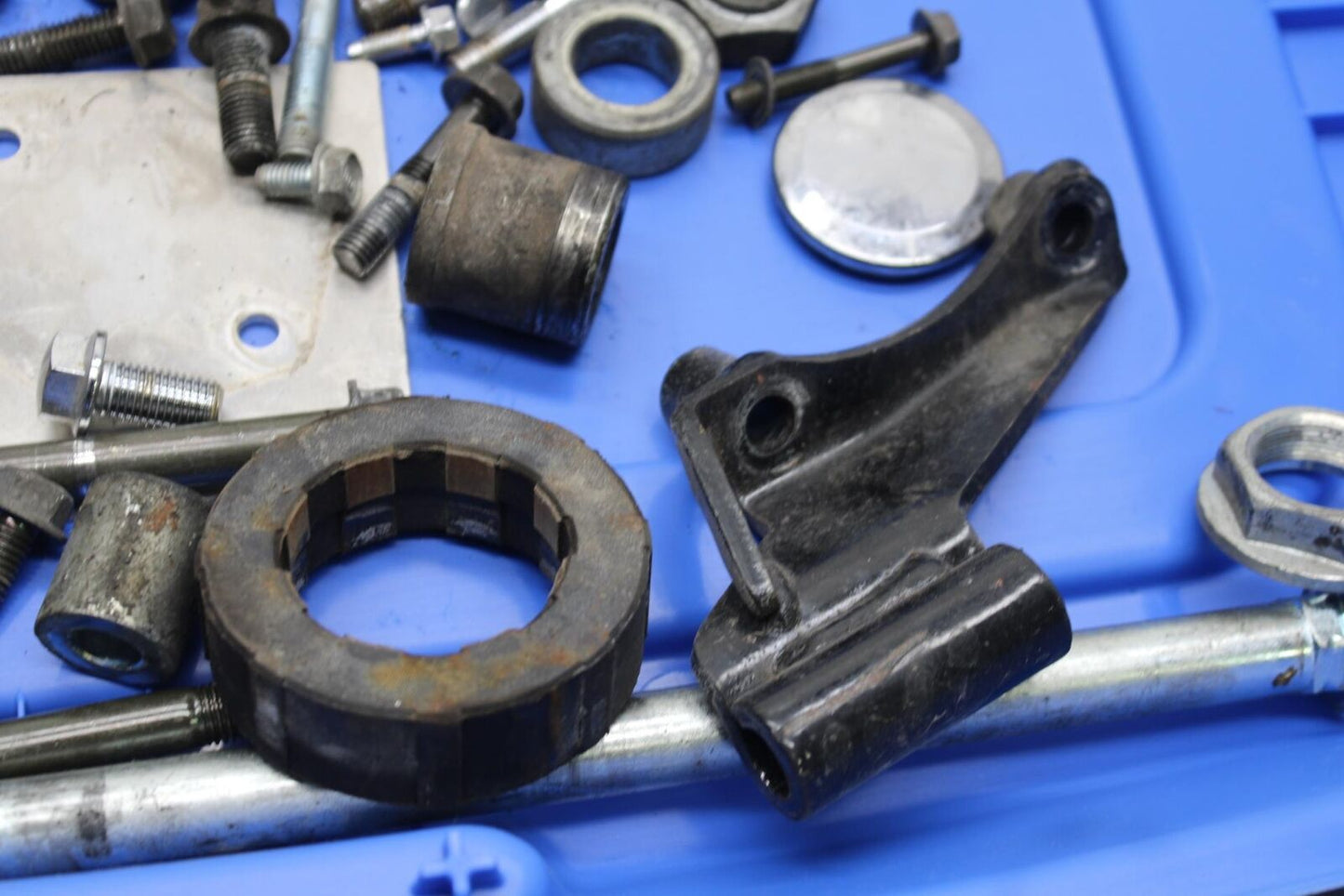 97-03 HONDA SHADOW ACE 750 VT750C MISC MOUNTING BOLTS HARDWARE MOTOR BB618