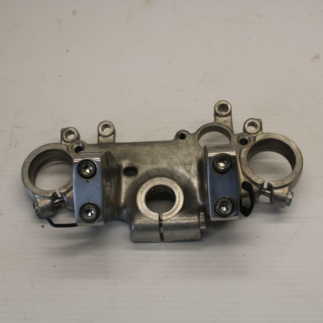 83-86 HONDA V65 MAGNA FORKS UPPER TRIPLE TREE CLAMP BB236