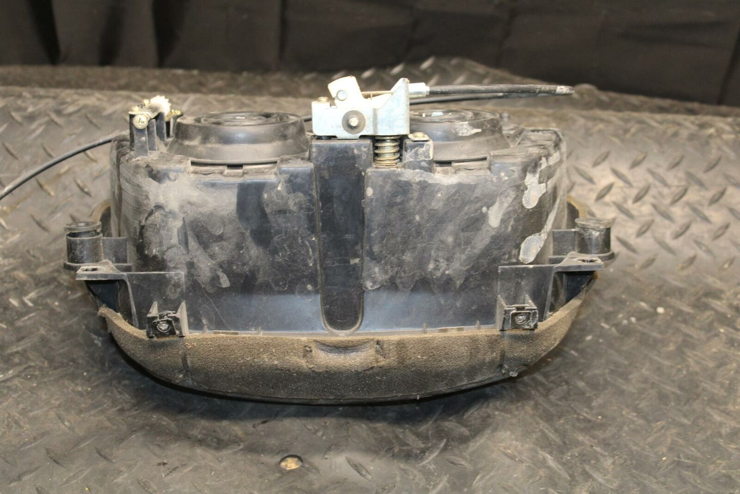 91-02 HONDA ST1100 FRONT HEADLIGHT HEAD LIGHT LAMP BB222