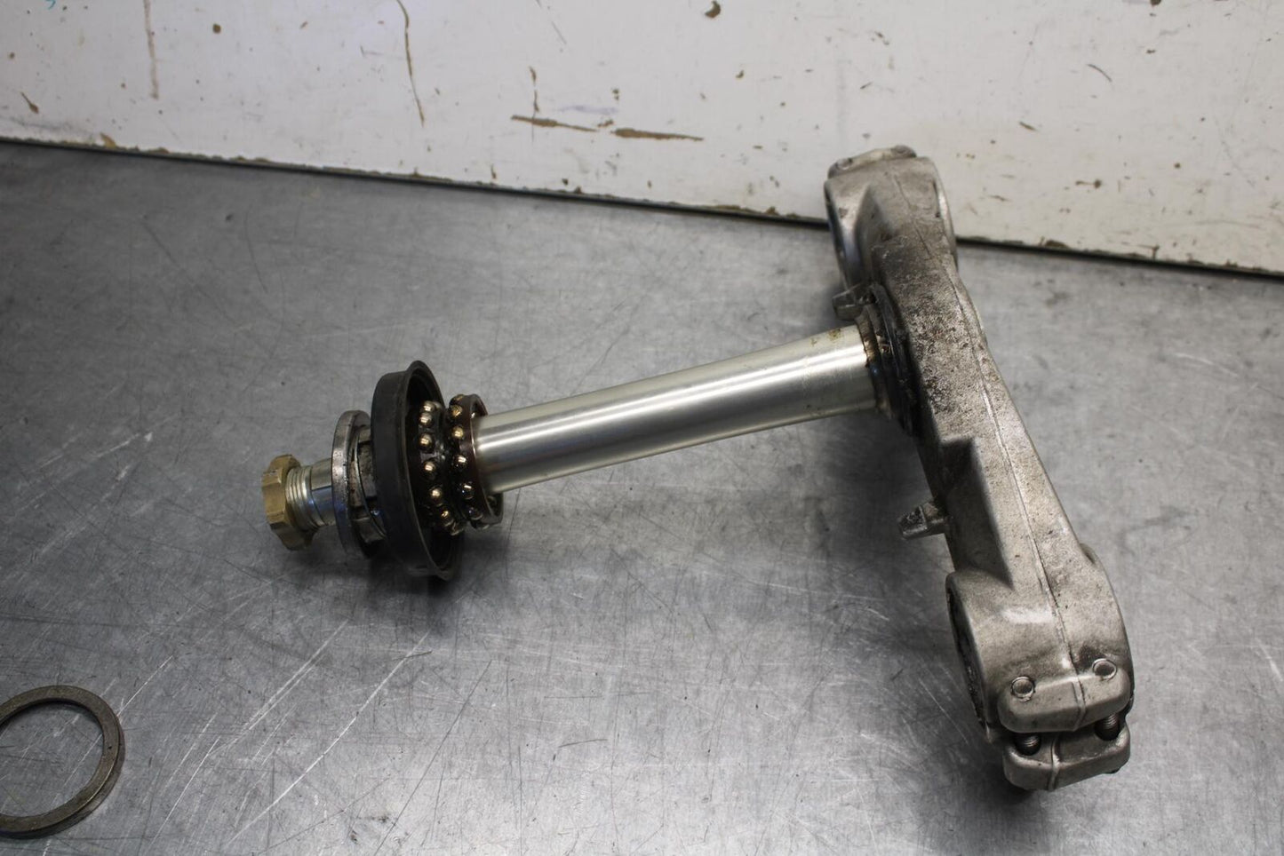 01-03 SUZUKI GSXR600 FRONT FORKS CLAMP LOWER TRIPLE TREE STEM 51410-39F00 BB639