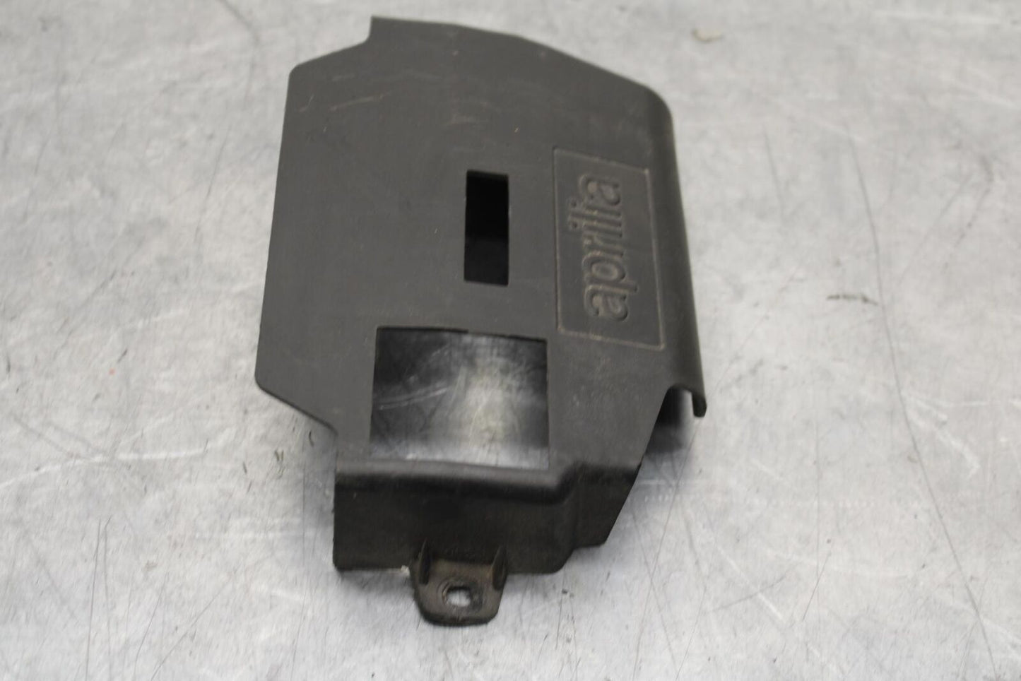 2008 Aprilia Shiver 750 SL750 INSTRUMENT CLUSTER TRIM PANEL BB551