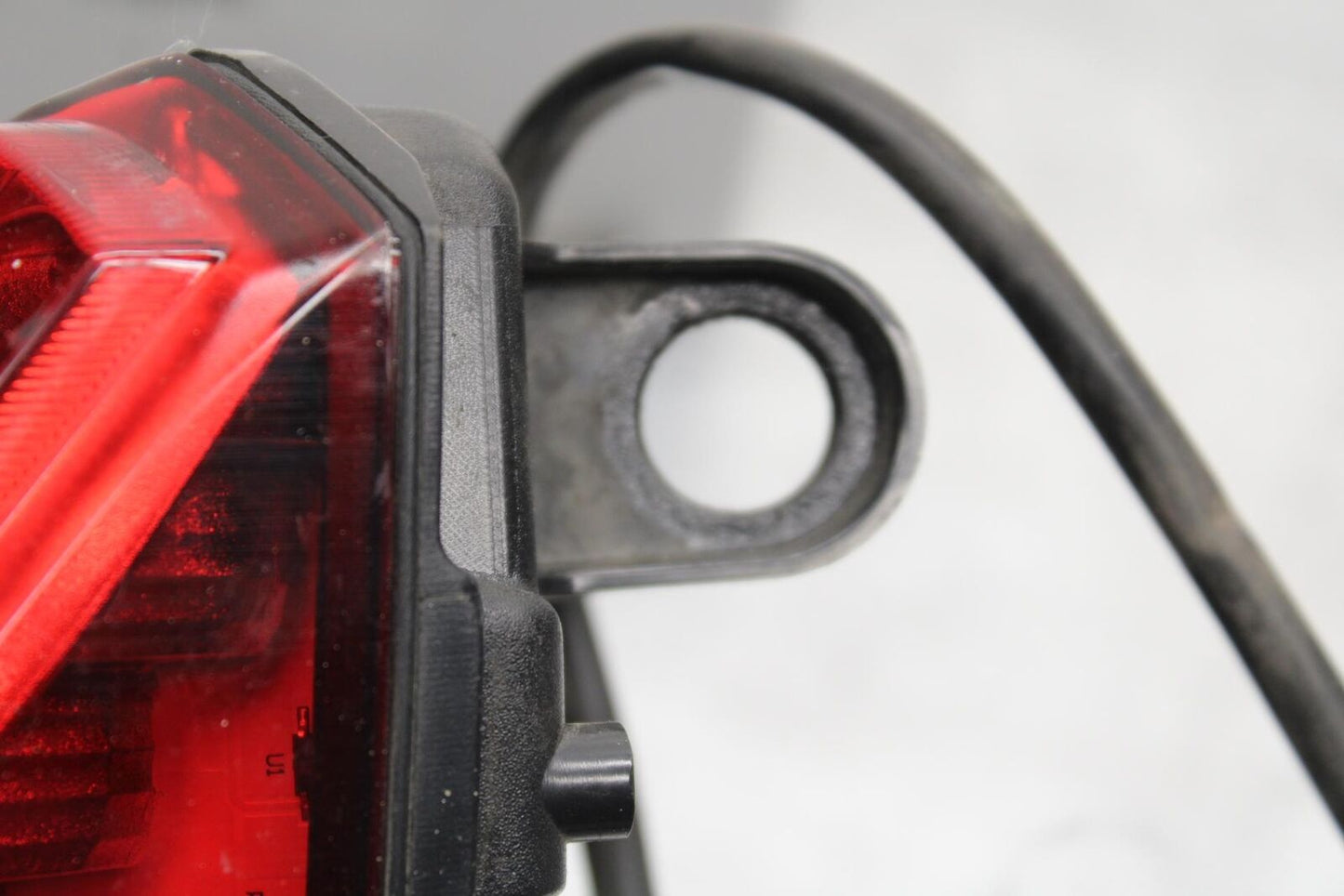 2008 Ducati 1098 REAR TAIL TAILLIGHT BACK BRAKE LIGHT BB581