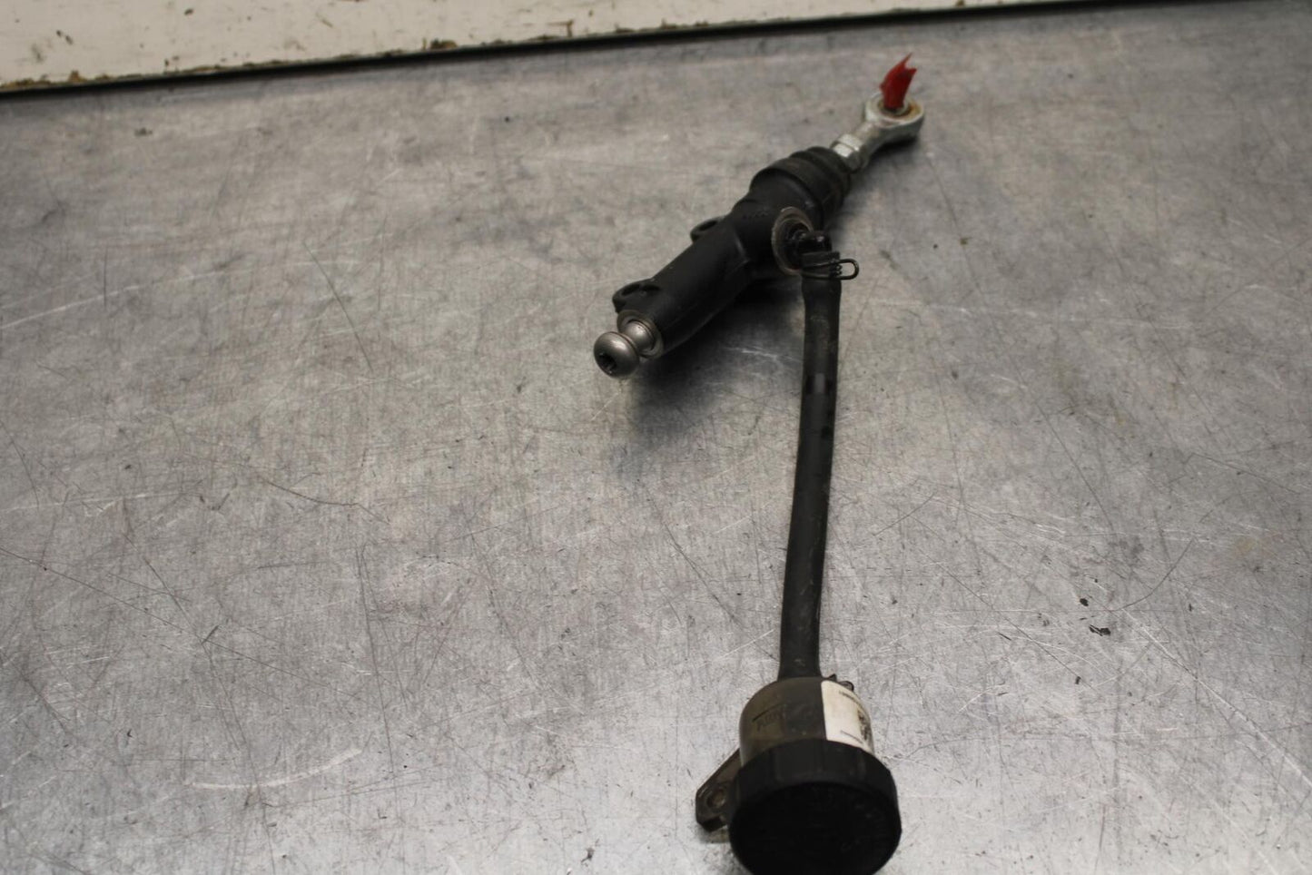 20-24 KTM 890 DUKE R REAR BACK BRAKE MASTER CYLINDER W RESERVOIR BB627