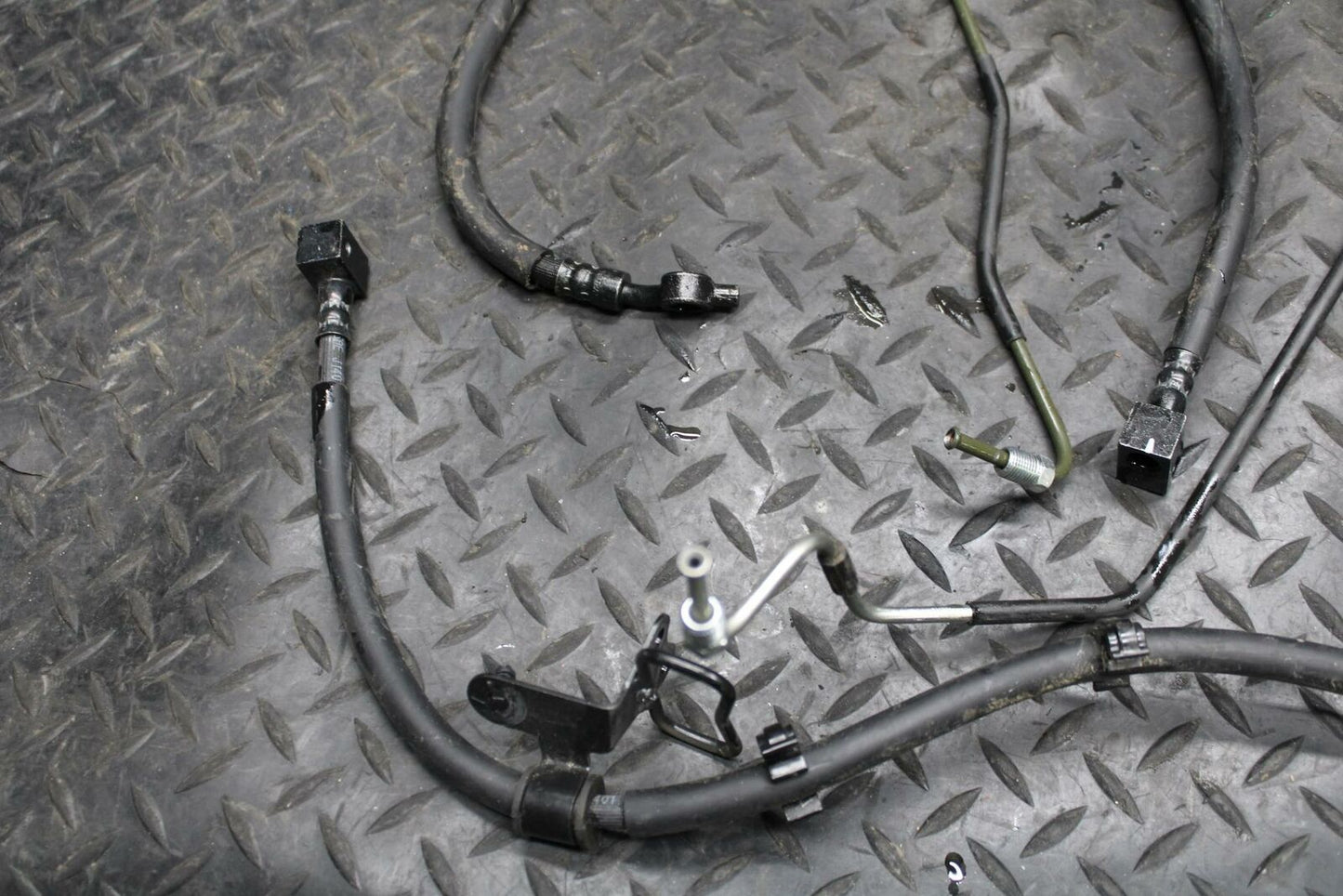 17 KAWASAKI NINJA 300 FRONT REAR ABS BRAKE HOSE SET LINES HOSES BB215