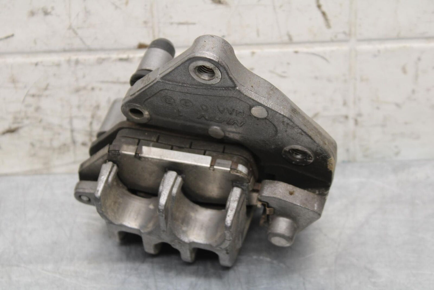2007 Honda Shadow Spirit 1100 VT1100C REAR BRAKE CALIPER W MOUNT BRACKET BB561