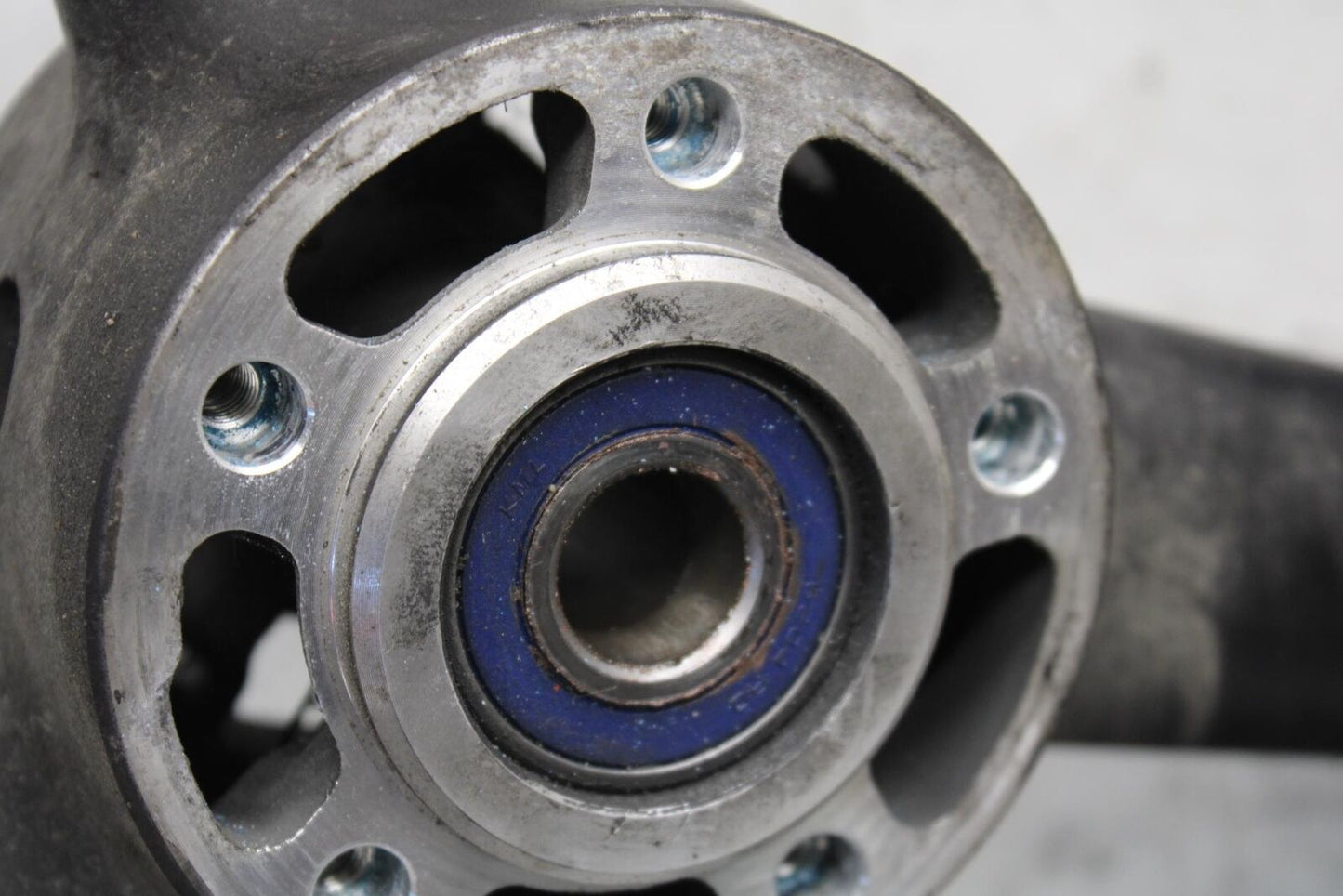 1997 Suzuki Bandit 1200 GSF1200S FRONT WHEEL BB559