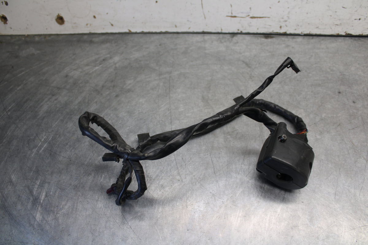 03-04 KAWASAKI NINJA ZX6RR LEFT CLIP ON HANDLE HORN SIGNALS SWITCHES BB684