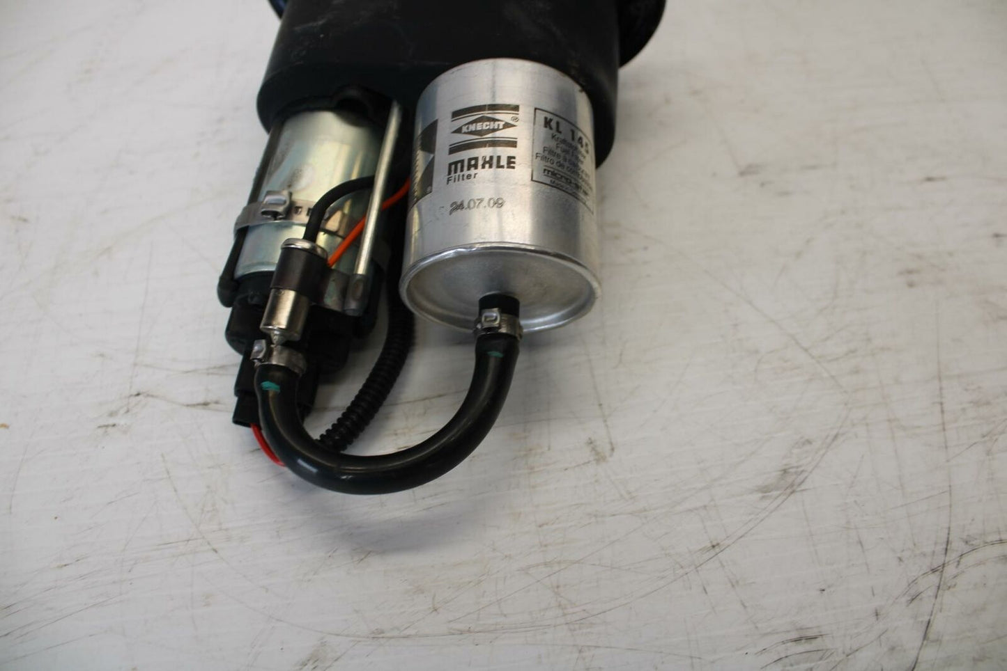 10-11 APRILIA RSV4 FUEL PUMP GAS PETROL SENDER UNIT BB268