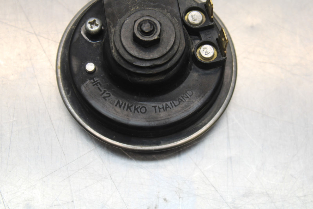 18-26 KAWASAKI Z400 HORN SIGNAL BB852