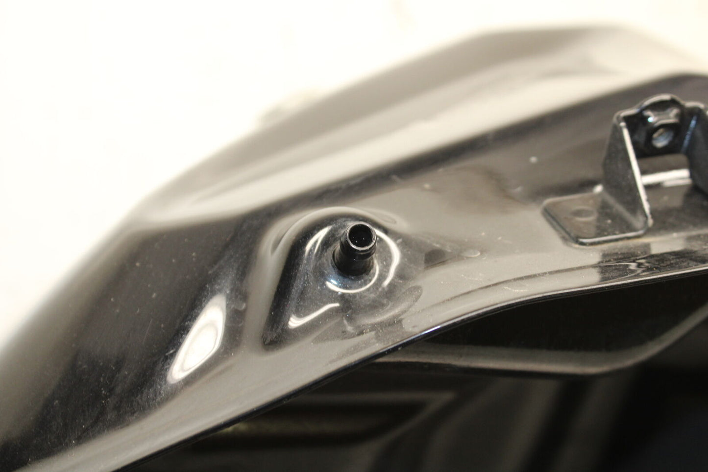 19-22 KAWASAKI Z400 GAS TANK FUEL CELL PETROL RESERVOIR BB738