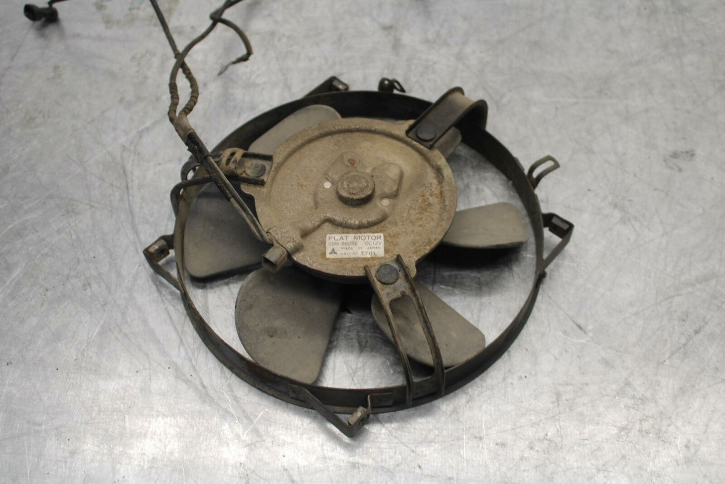 87-96 HONDA CBR1000F ENGINE RADIATOR COOLING FAN BB420