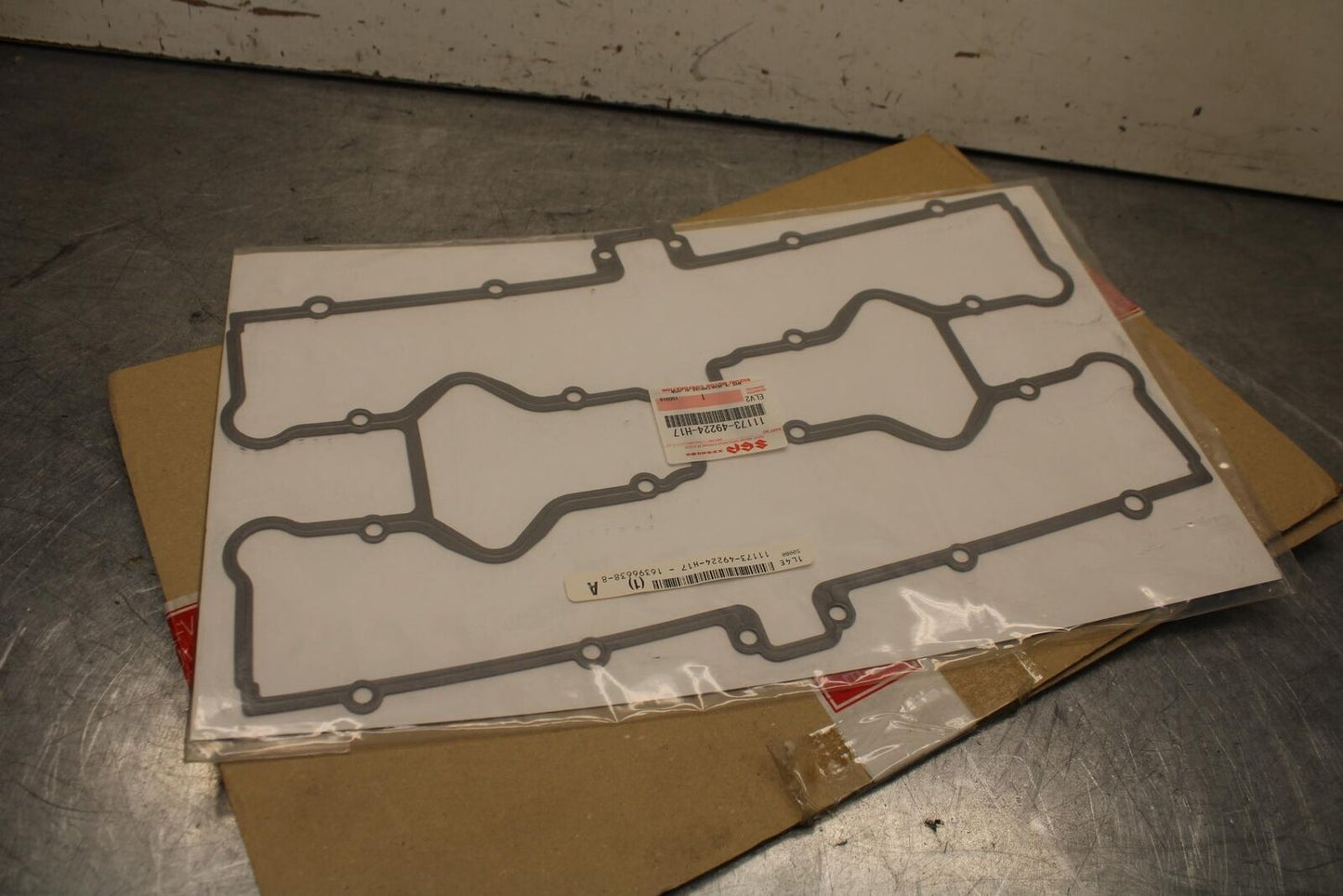 82-83 SUZUKI GS1100E ES ENGINE VALVE COVER GASKET BB630