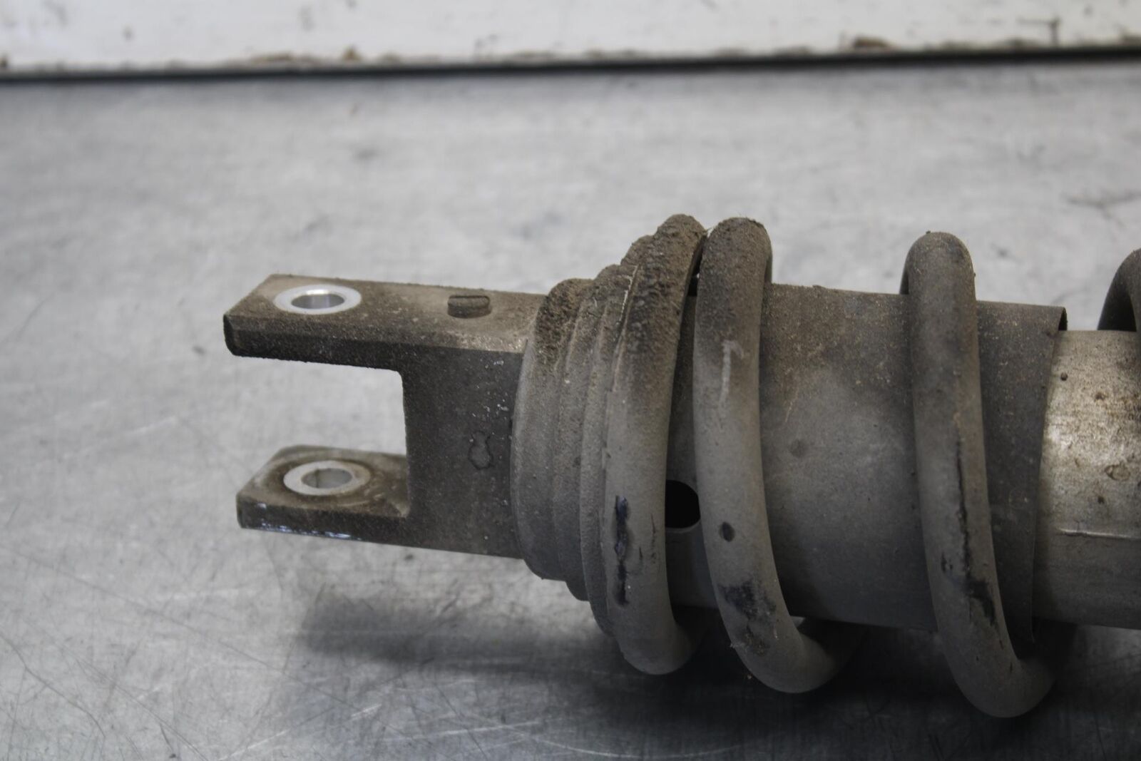 01-03 SUZUKI GSXR600 REAR BACK SHOCK ABSORBER SUSPENSION BB633