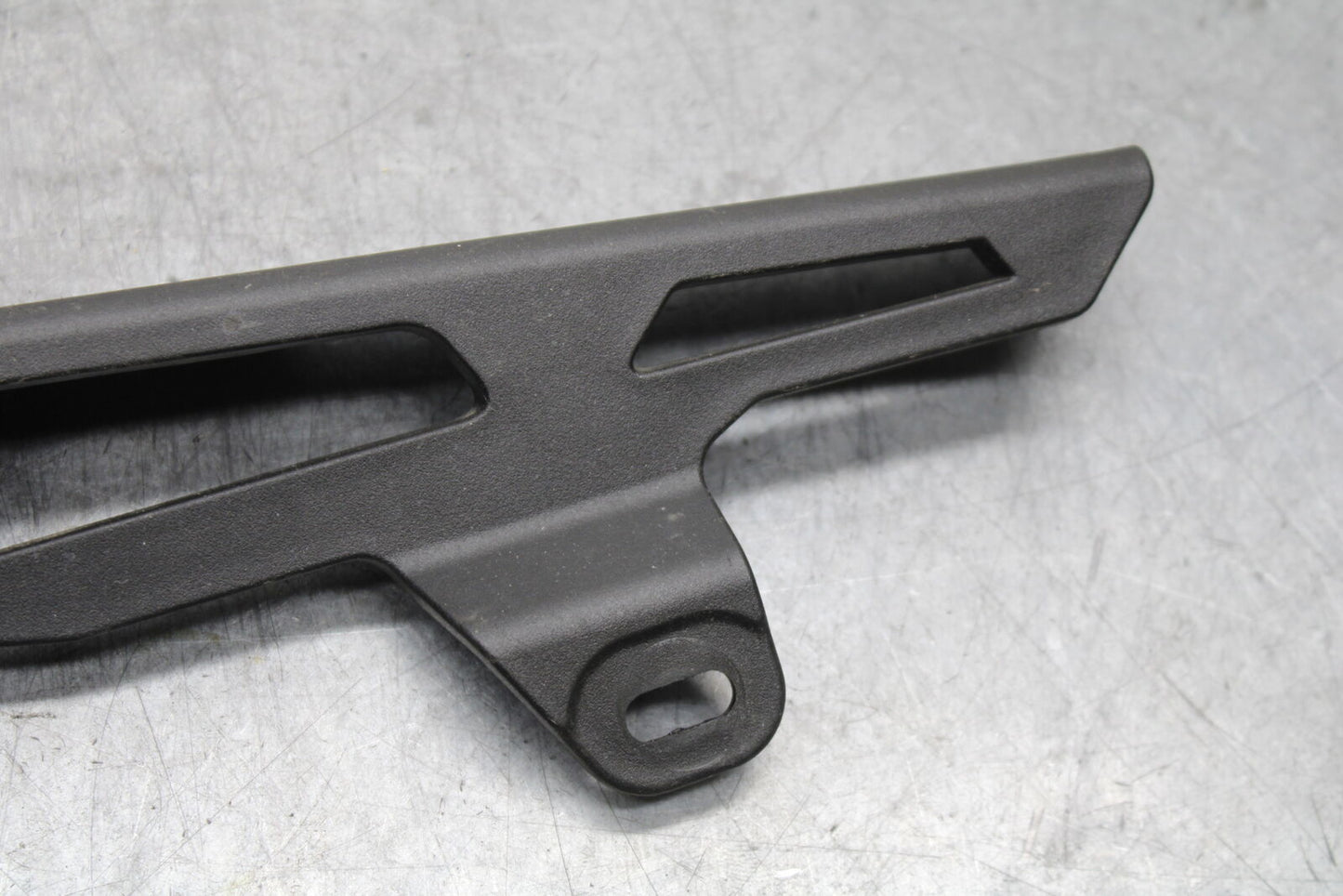 19-21 TRIUMPH SPEED TWIN 1200 REAR BACK DRIVE CHAIN GUARD COVER SHIELD BB653