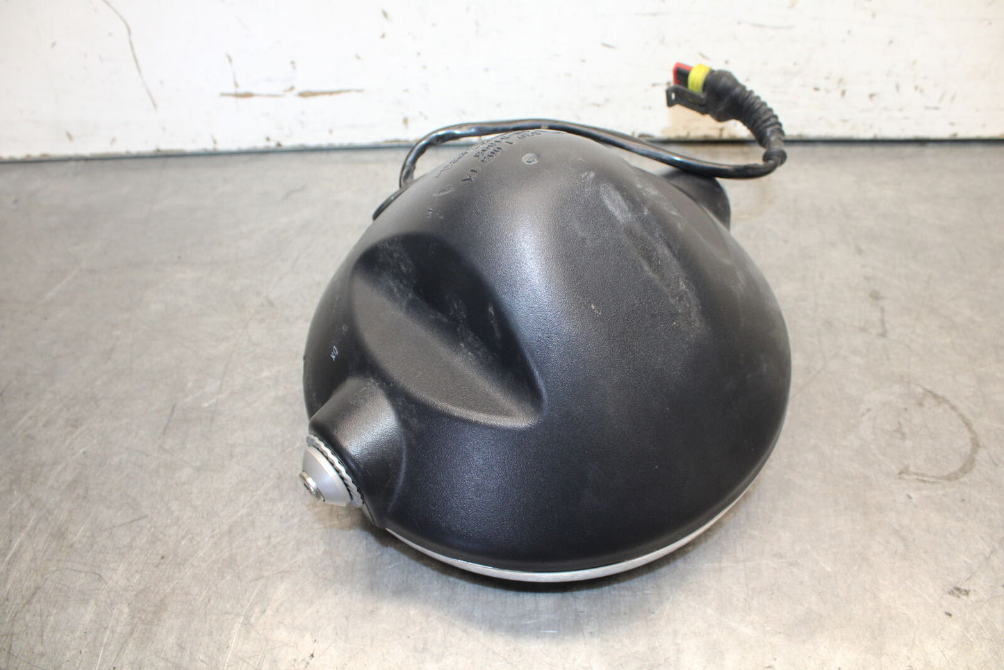 06-07 DUCATI MONSTER 695 FRONT HEADLIGHT HEAD LIGHT LAMP BB674
