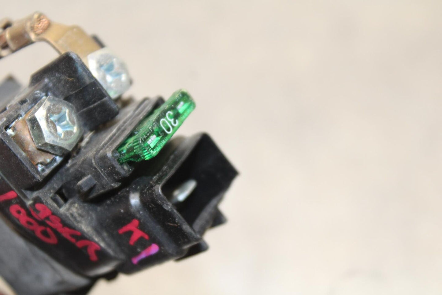 01 SUZUKI GSXR1000 ENGINE STARTER RELAY  MOTOR SWITCH 31800-35F00 BB100 #B