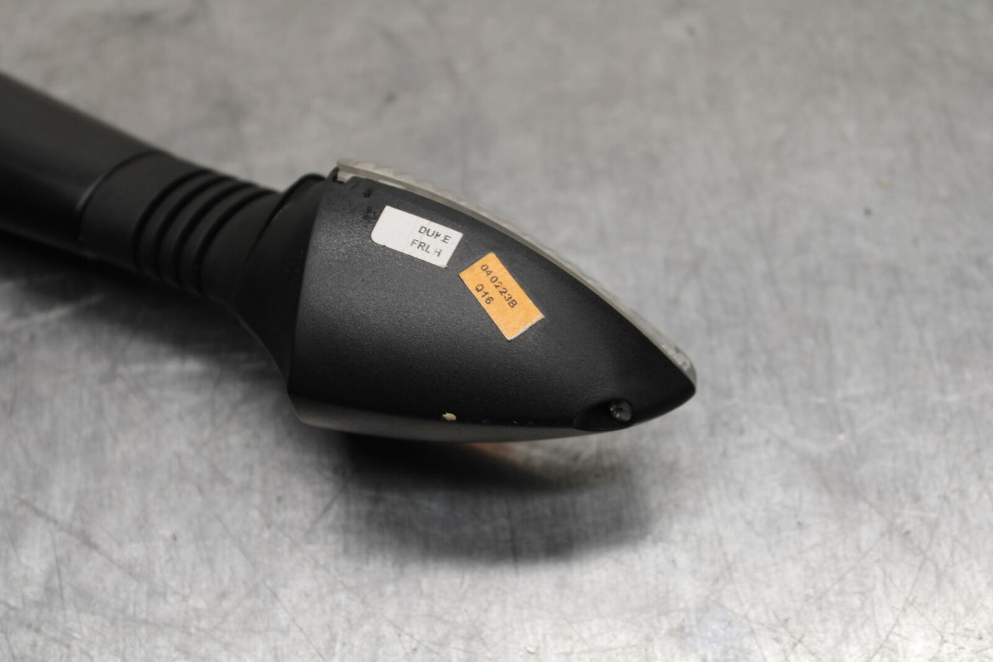 17-24 KTM 390 DUKE LEFT FRONT TURN SIGNAL LIGHT INDICATOR BB734