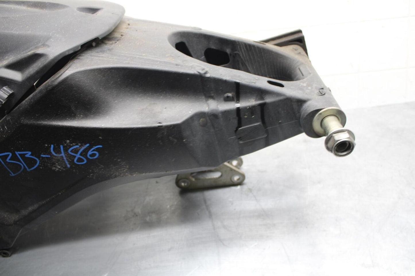11-21 SUZUKI GSXR750 REAR SWINGARM BACK SUSPENSION SWING ARM BB486