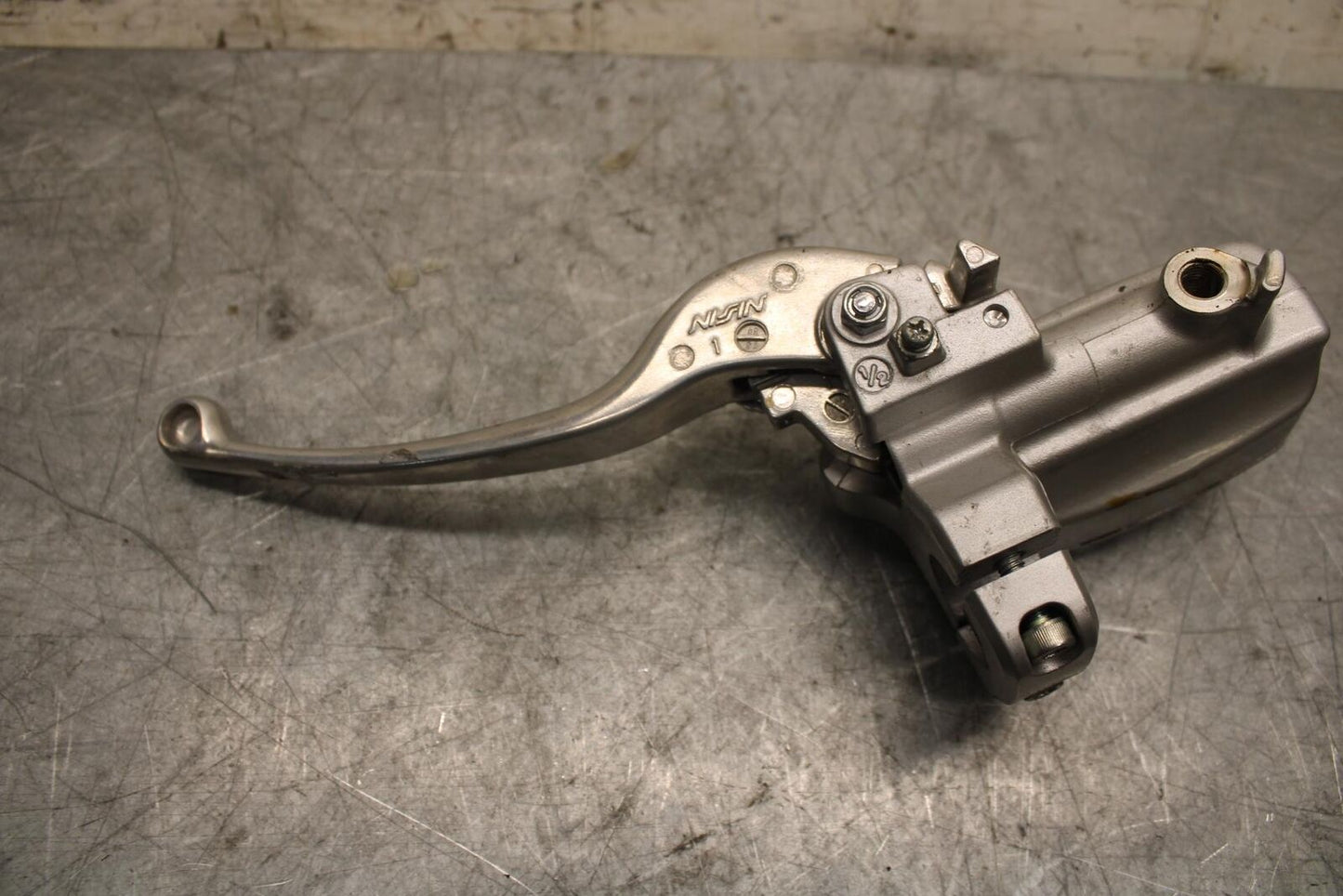 2007 Suzuki Boulevard M50B FRONT BRAKE MASTER CYLINDER BB537