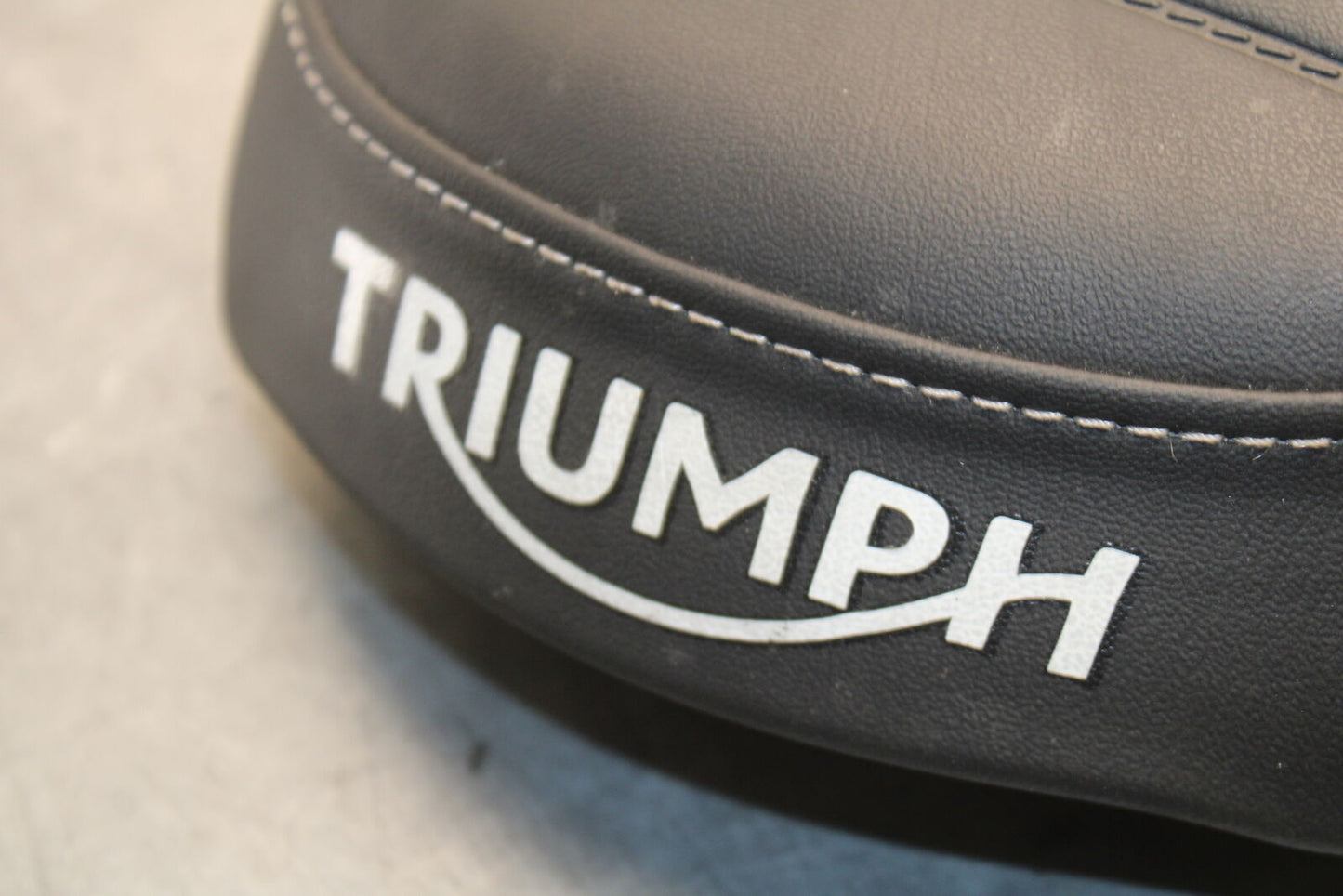 19-21 TRIUMPH SPEED TWIN 1200 FRONT REAR SEAT SADDLE BB653
