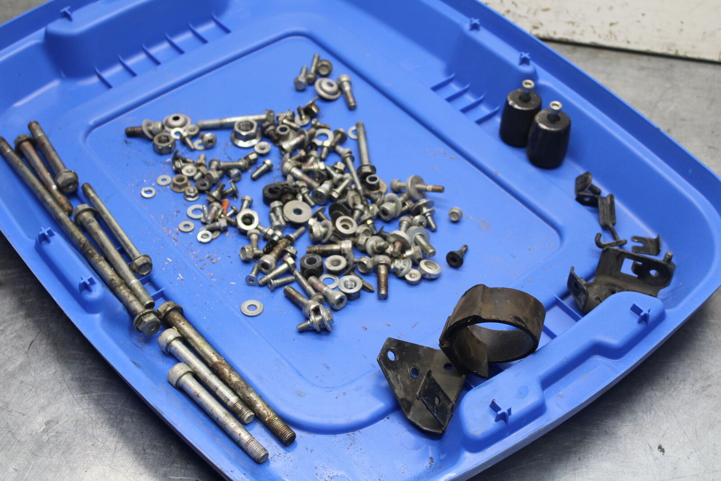 13-16 KTM 390 DUKE MOUNTING BOLTS HARDWARE MOTOR SCREWS BB748