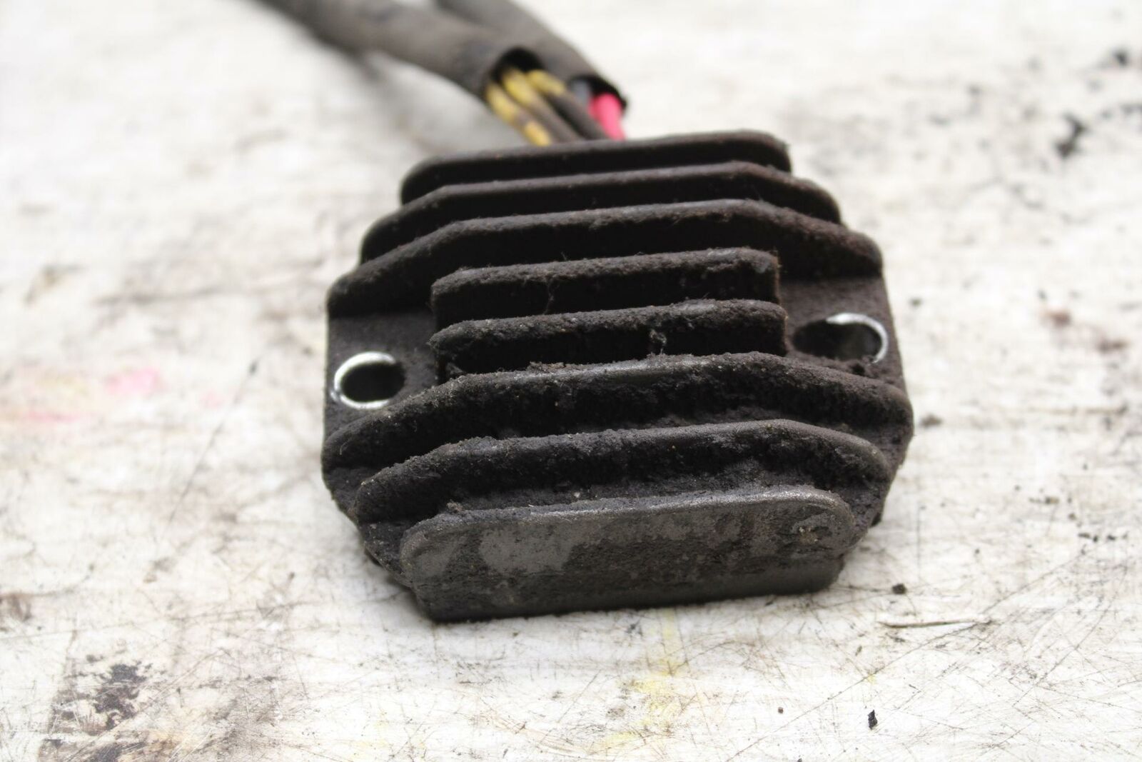 00-04 SUZUKI MARAUDER 800 VZ800 RECTIFIER VOLTAGE REGULATOR 32800-45C01 BB305