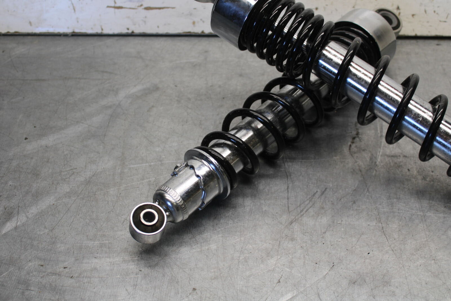 19-21 TRIUMPH SPEED TWIN 1200 REAR BACK SHOCK ABSORBER T2050599 BB653