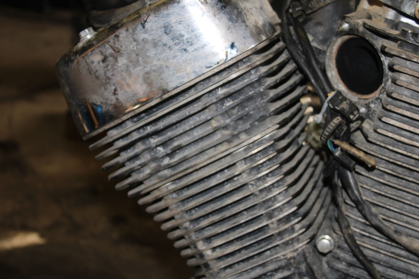 87-03 SUZUKI INTRUDER 1400 VS1400GLP ENGINE MOTOR BB702