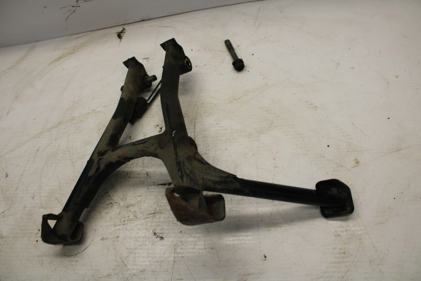 04-09 SUZUKI GS500F CENTER MAIN STAND 42100-01D90-ENM BB261