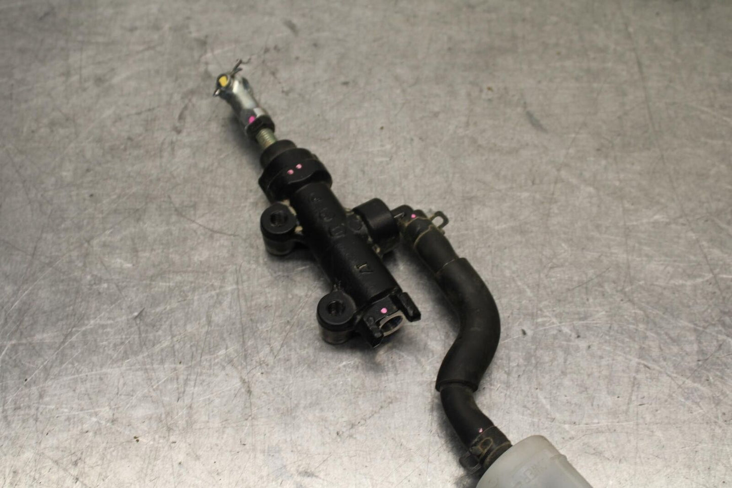 23-24 KAWASAKI NINJA ZX4R REAR BACK BRAKE MASTER CYLINDER W RESERVOIR BB638