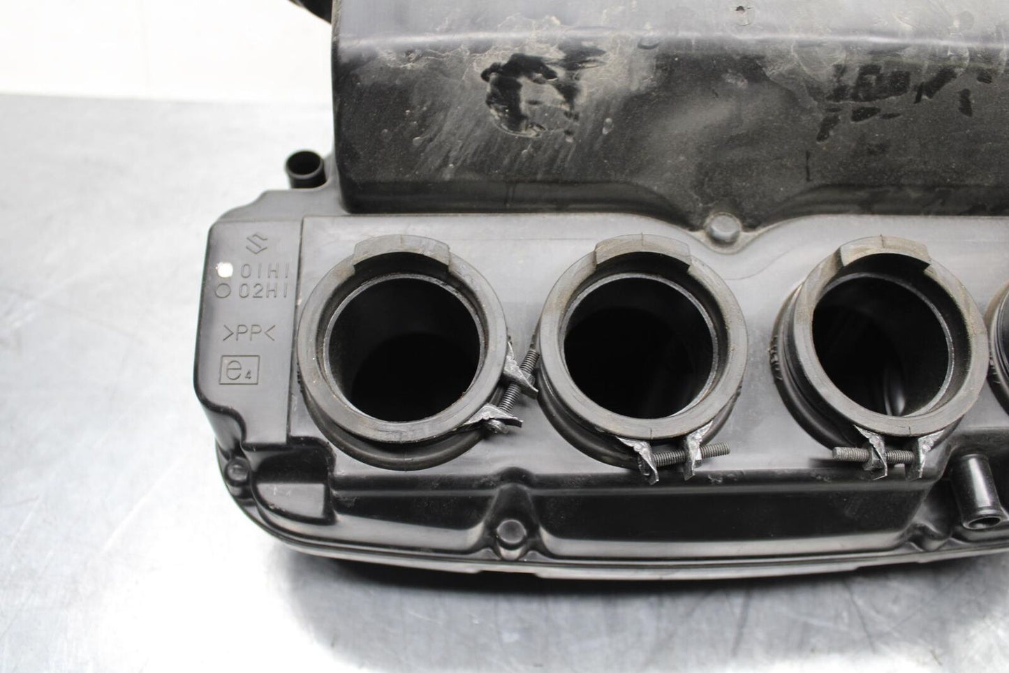2008 Suzuki GSXR600 AIRBOX AIR INTAKE FILTER BOX 13700-01H10 BB593
