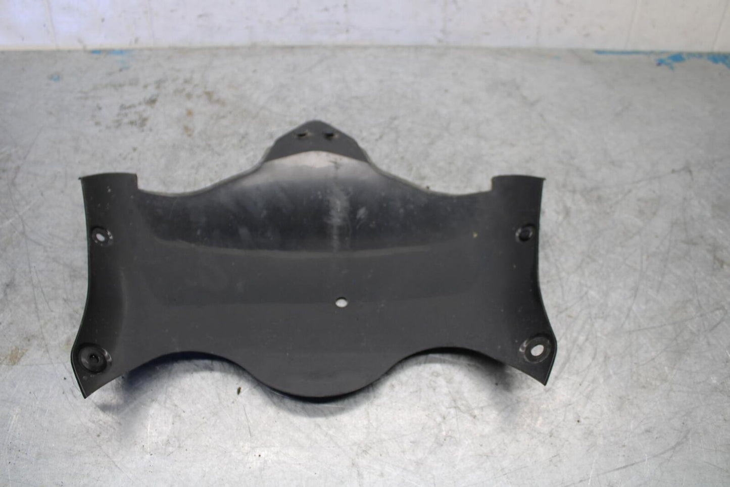 08-10 SUZUKI GSXR600 LOWER FRONT UPPER INNER HEADLIGHT COWL FAIRING BB430