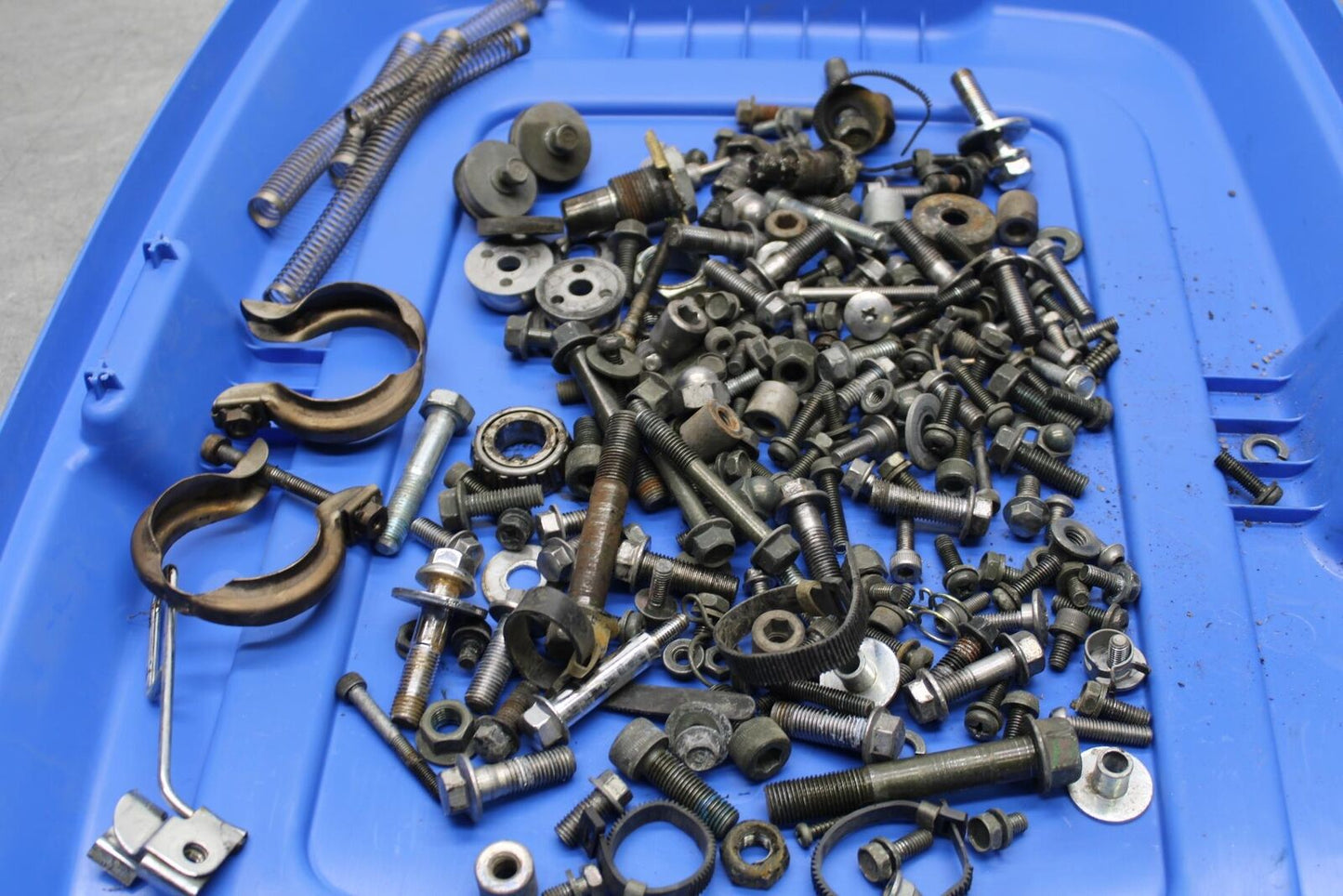 93-07 YAMAHA VMAX 1200 MISCELLANEOUS BOLTS HARDWARE MOTOR BB634