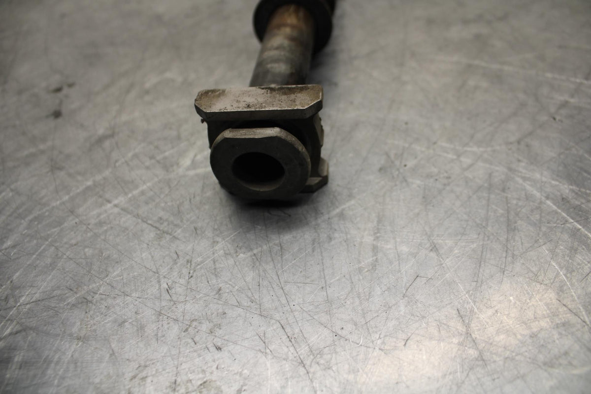 05-06 HONDA CBR600RR REAR AXLE WHEEL RIM PIVOT BOLT AXEL 42301-MEE-D00 BB484