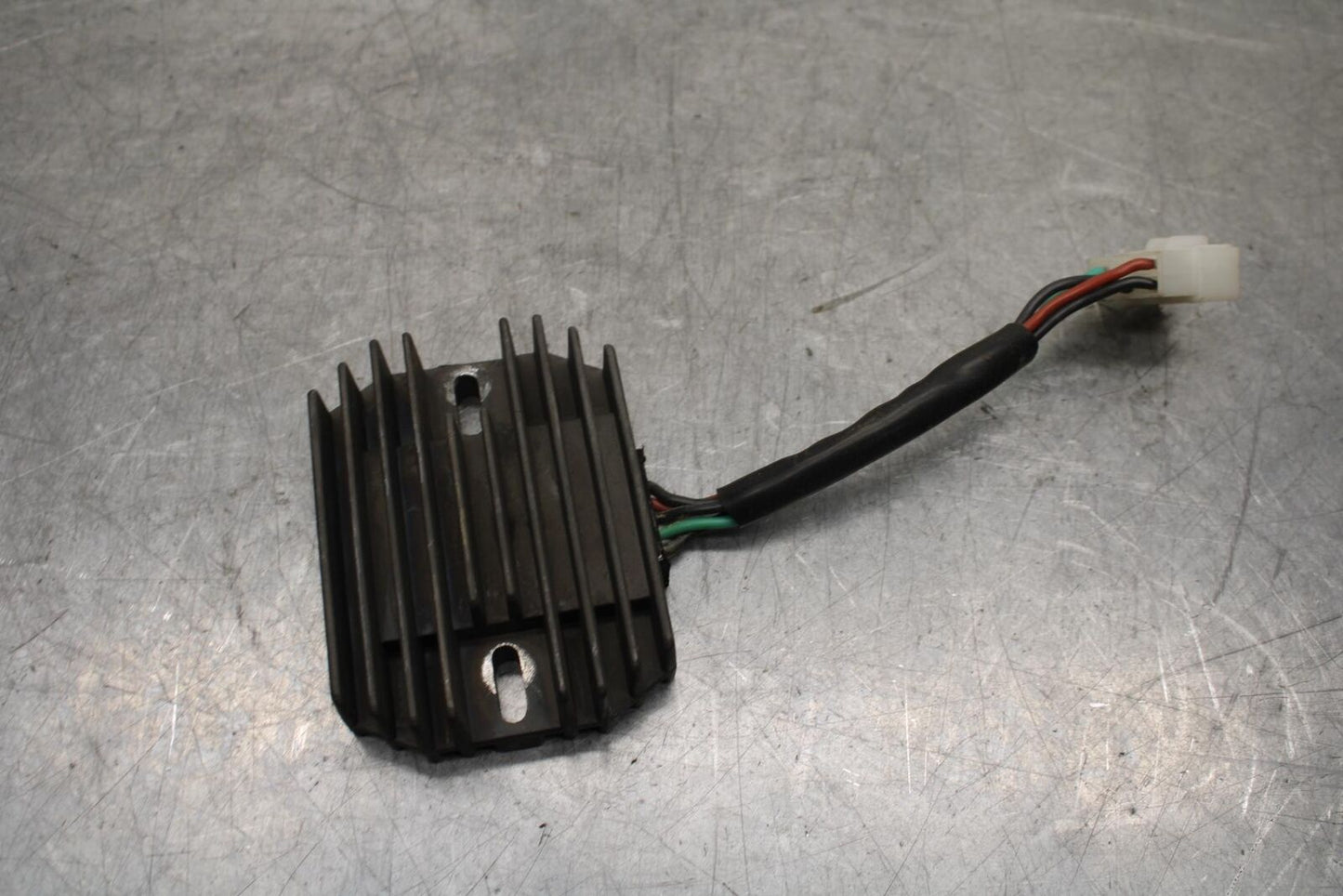 01-03 SUZUKI GSXR600 RECTIFIER VOLTAGE REGULATOR 32800-33E21 32800-47H00 BB633