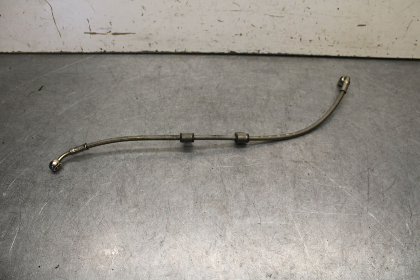 09-11 TRIUMPH DAYTONA 675 REAR BACK BRAKE HOSE FLUID LINE BB652