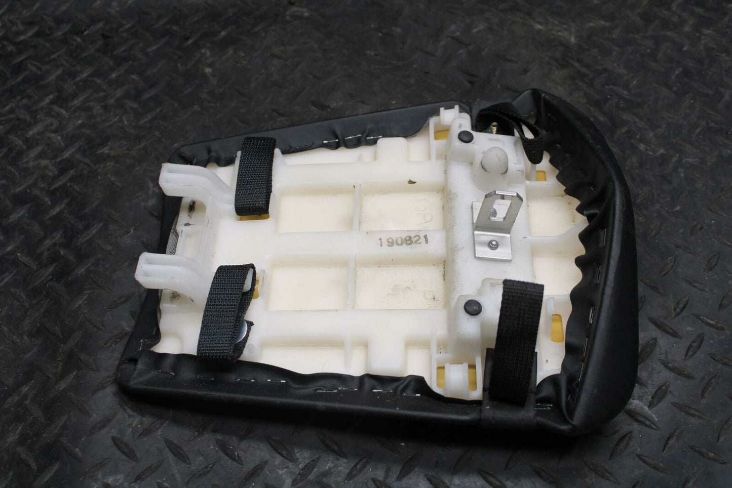 03 YAMAHA YZF R1 REAR BACK PASSENGER TANDEM SEAT PAD SADDLE PILLION