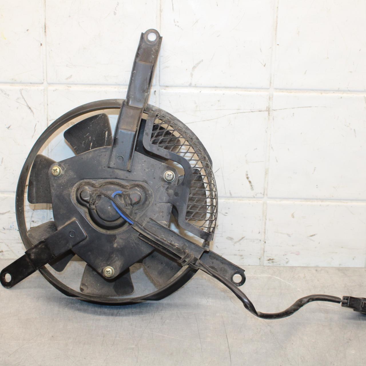 2001 Suzuki GSXR600 ENGINE RADIATOR COOLING FAN 17800-35F00 BB59