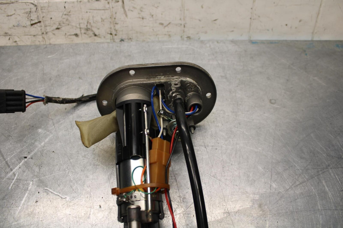 2008 Aprilia Shiver 750 SL750 FUEL PUMP GAS PETROL SENDER UNIT BB551