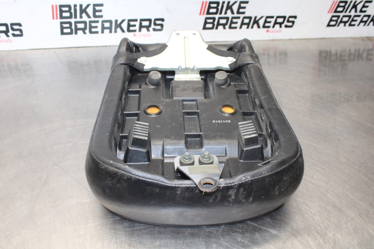 05-09 SUZUKI BOULEVARD C90 REAR BACK PASSENGER SEAT BB918
