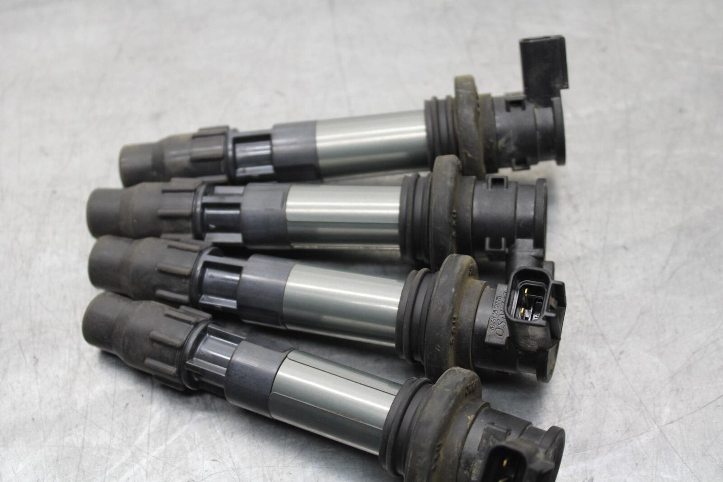 2015 Suzuki GSXR750 IGNITION COILS COIL SPARK PLUG CAPS BB595