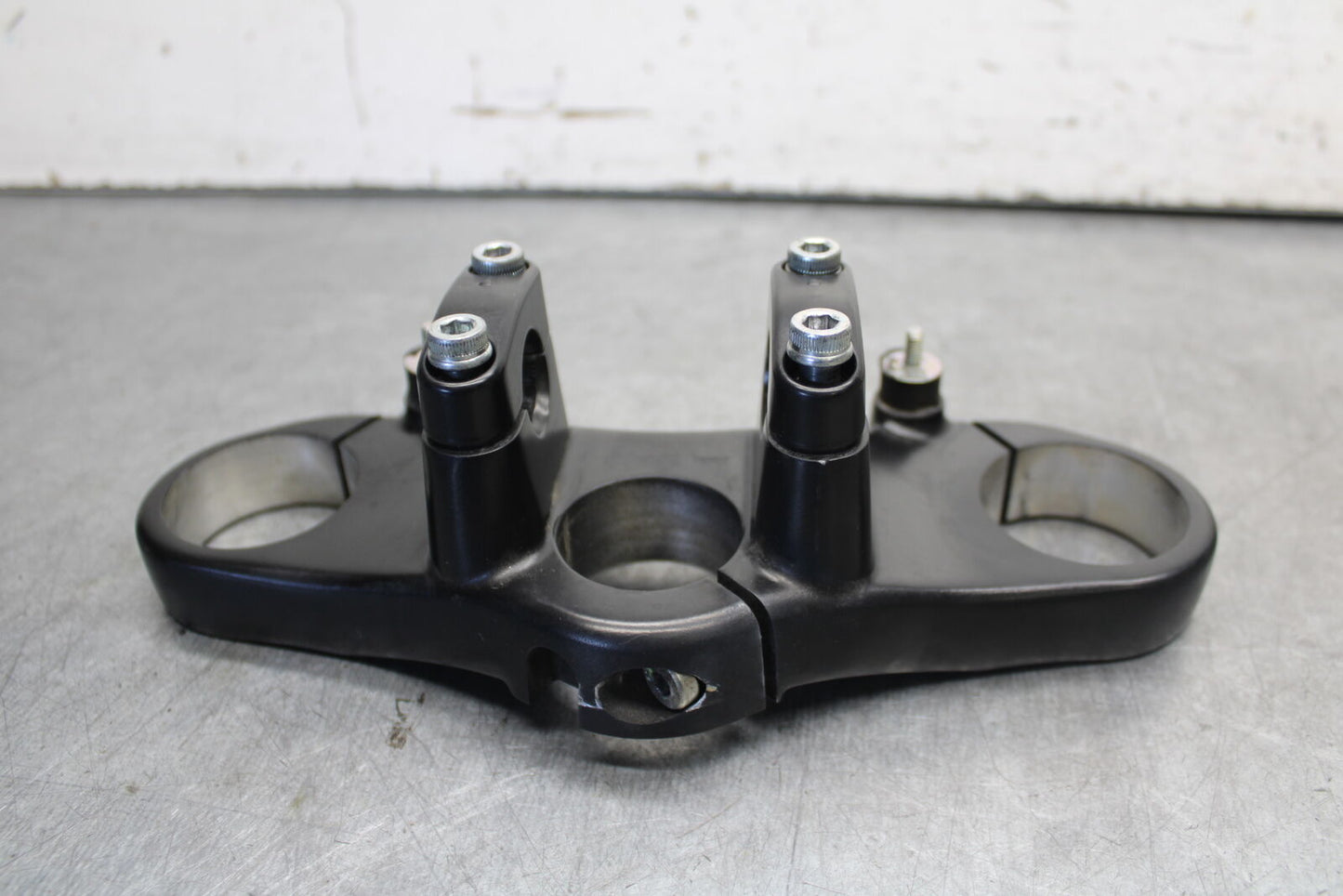 06-07 DUCATI MONSTER 695 FORKS UPPER TRIPLE TREE CLAMP BB674