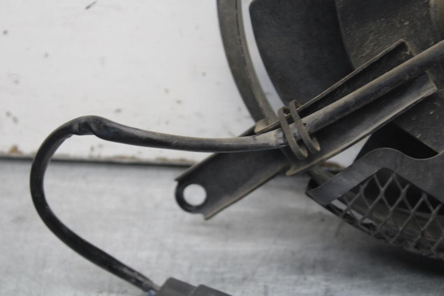 01-03 SUZUKI GSXR600 ENGINE RADIATOR COOLING FAN 17800-35F00 BB633