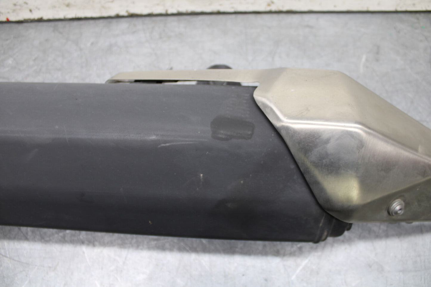 19-22 KAWASAKI Z400 EXHAUST PIPE MUFFLER SLIP ON CAN SILENCER BB708
