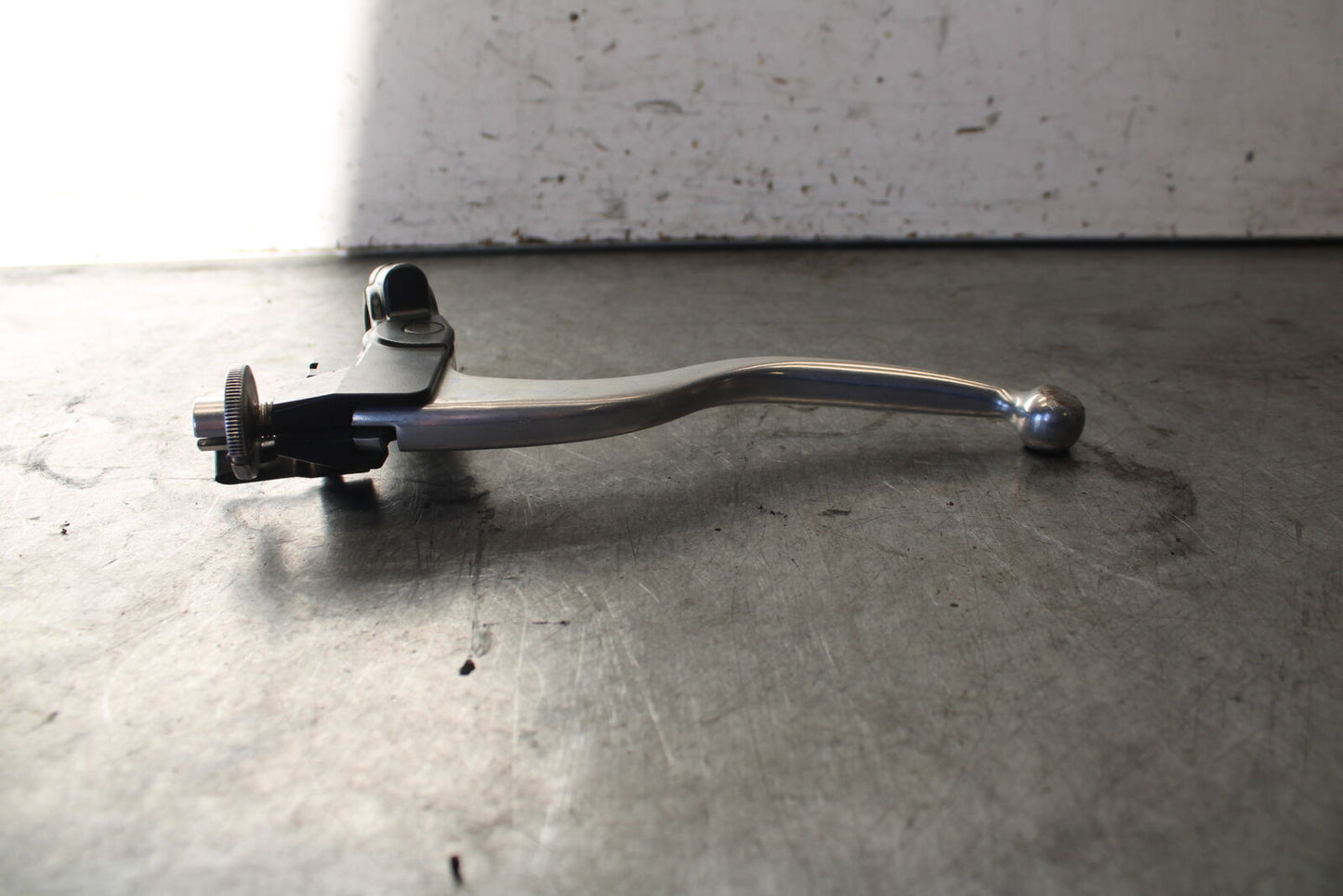 07-08 TRIUMPH DAYTONA 675 CLUTCH PERCH MOUNT WITH LEVER BB685